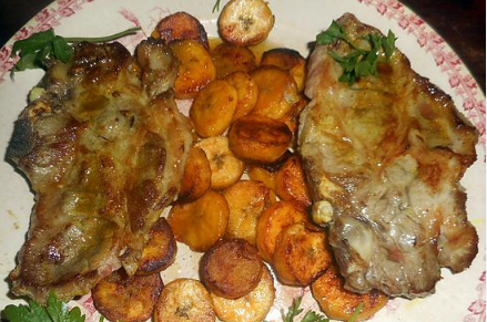 Plat de Cotelettes De Porc